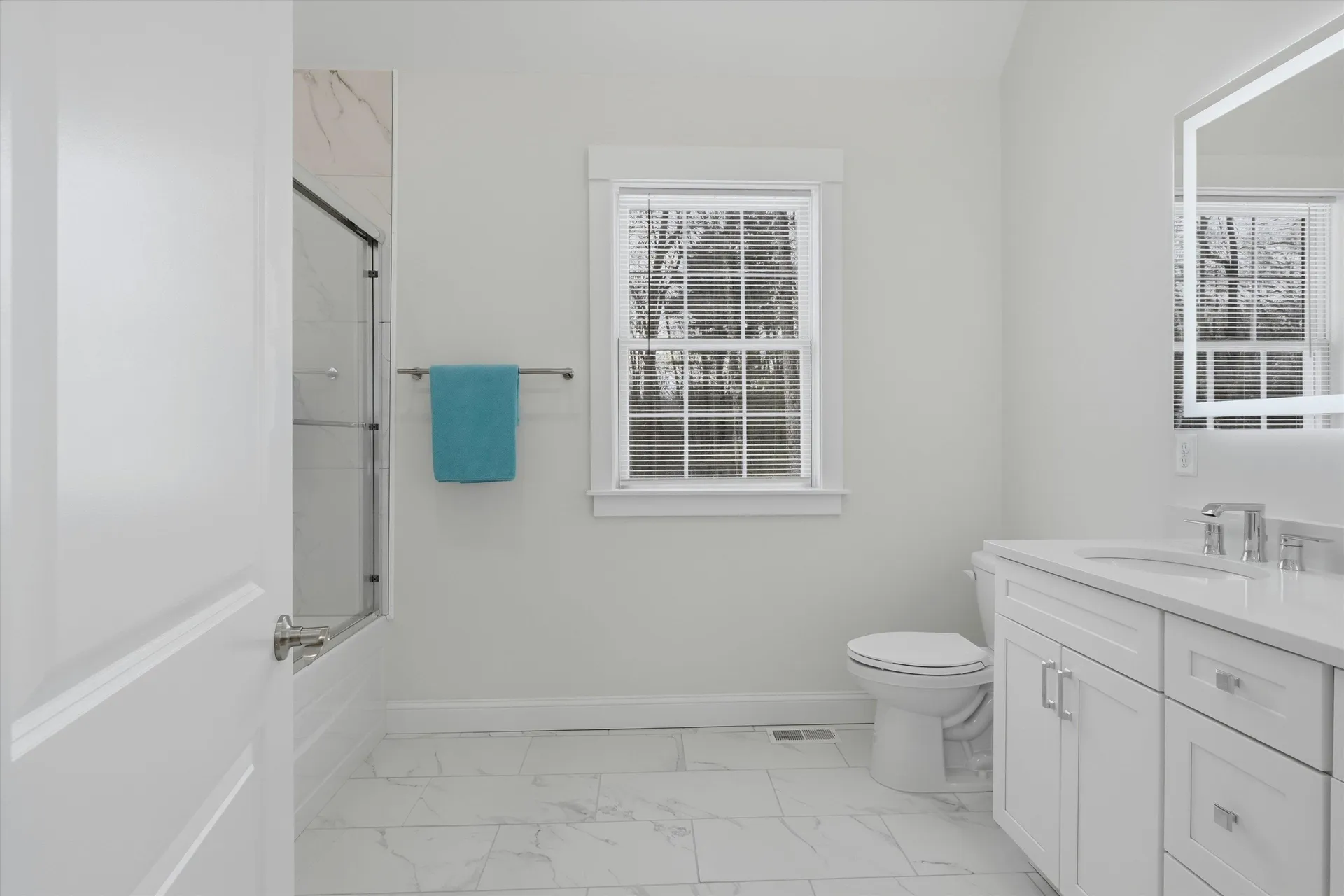 14 Lefevre Drive Kingston NH 03848