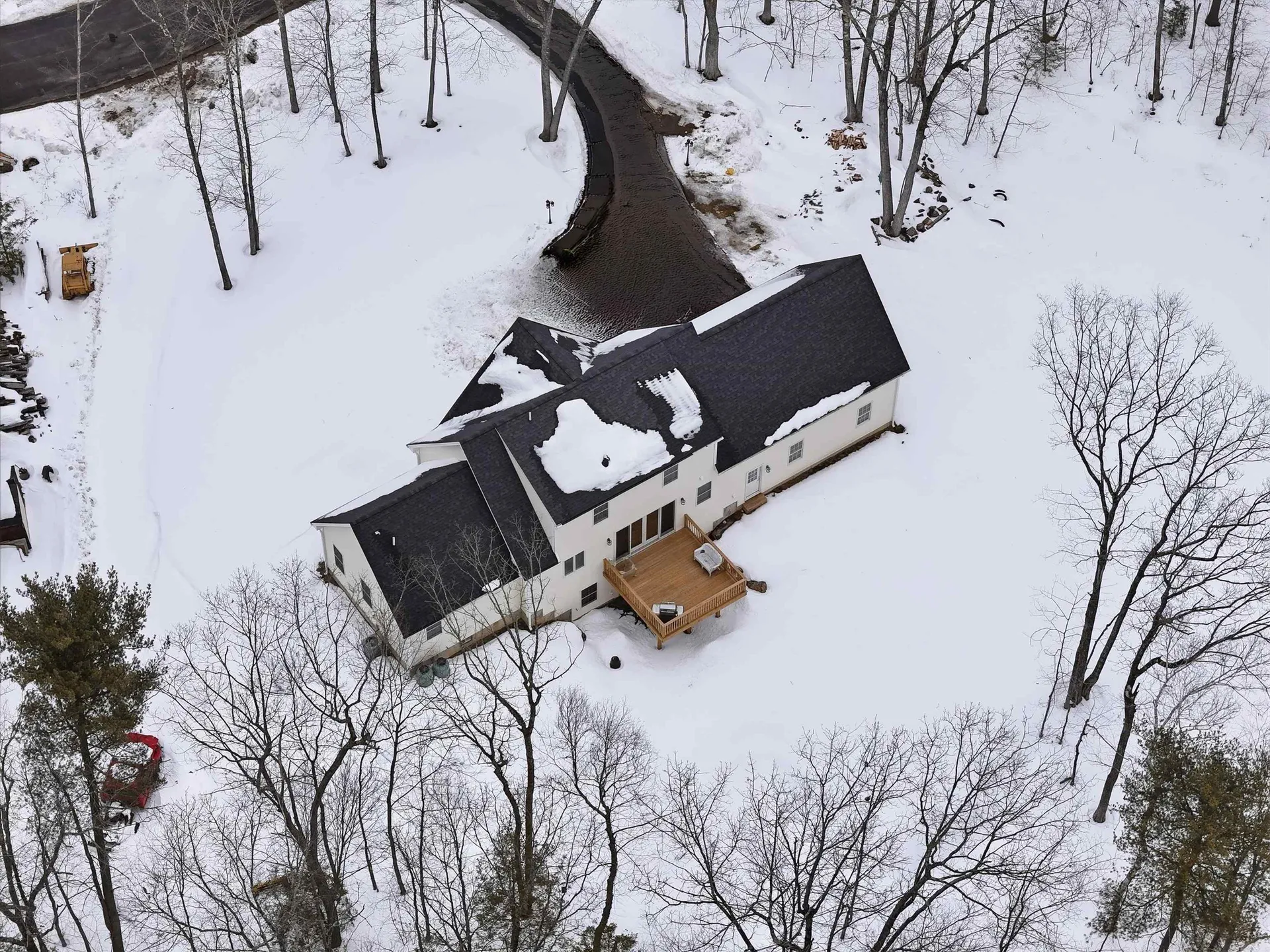 14 Lefevre Drive Kingston NH 03848