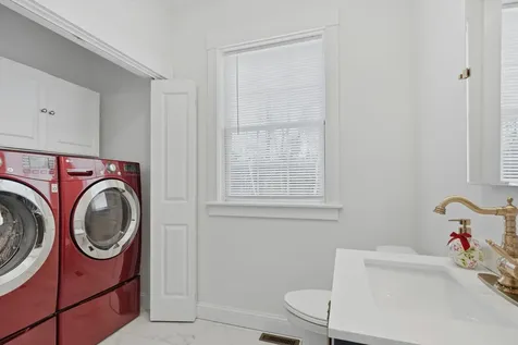 14 Lefevre Drive Kingston NH 03848