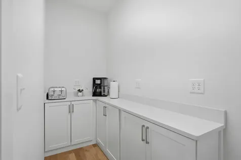 14 Lefevre Drive Kingston NH 03848