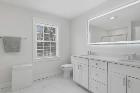 14 Lefevre Drive Kingston NH 03848