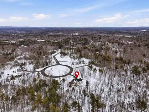 14 Lefevre Drive Kingston NH 03848