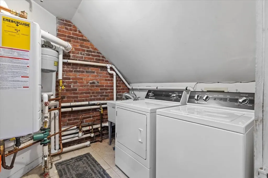 404 Dalton Drive Colchester VT 05495