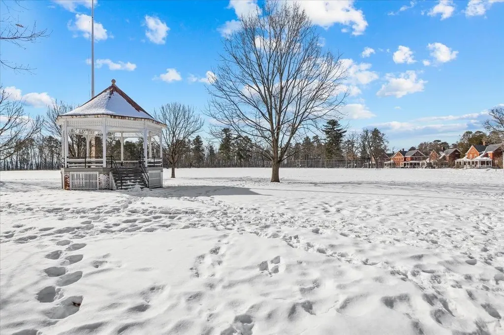 404 Dalton Drive Colchester VT 05495