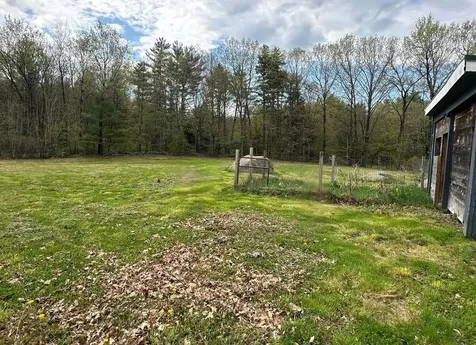 395 Critchett Road Candia NH 03034