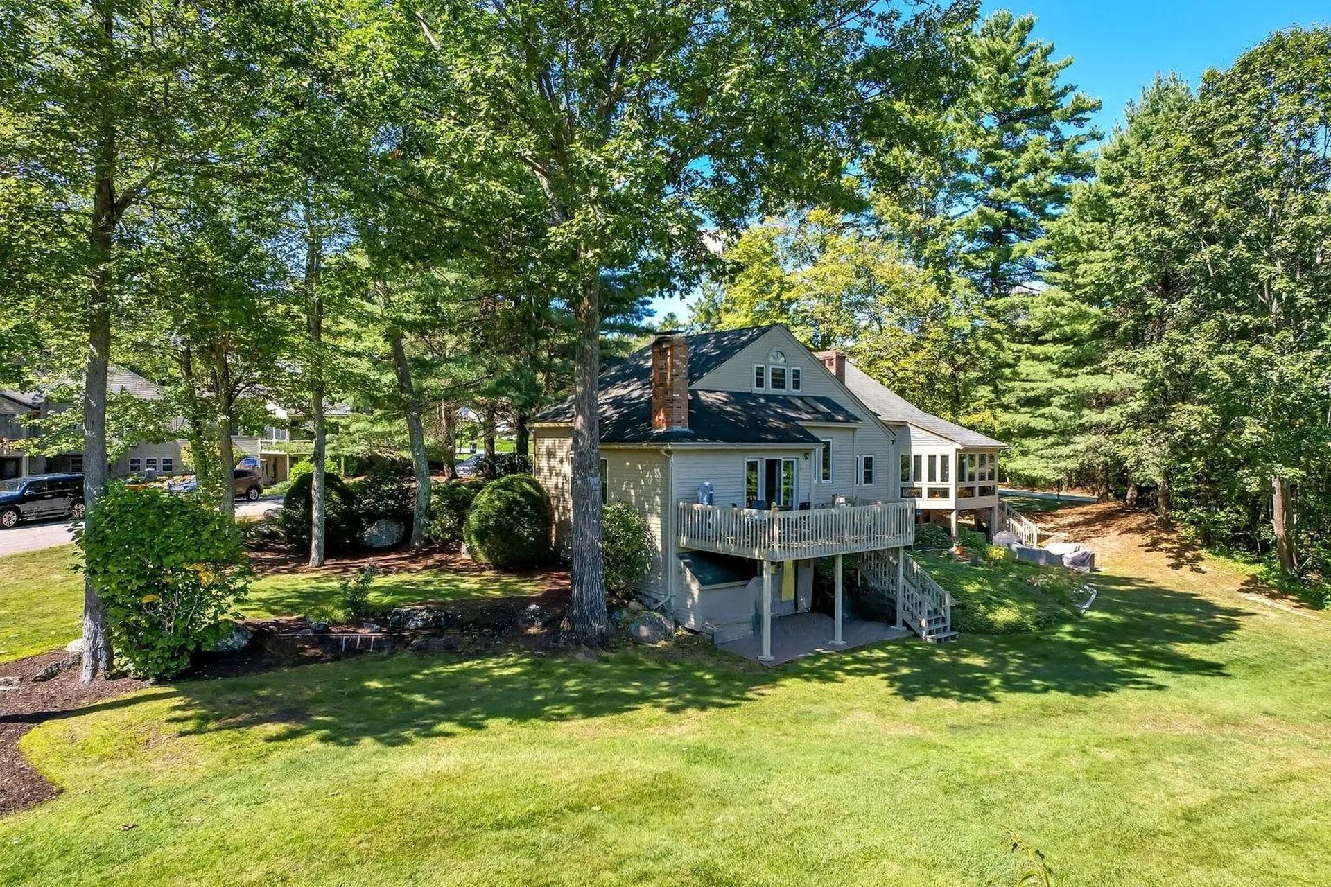 8 Crane Circle Laconia NH 03246