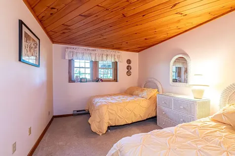 8 Crane Circle Laconia NH 03246