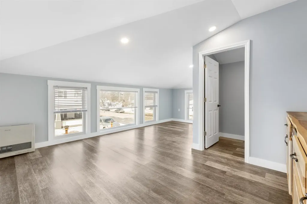 121 Main Street Colebrook NH 03576