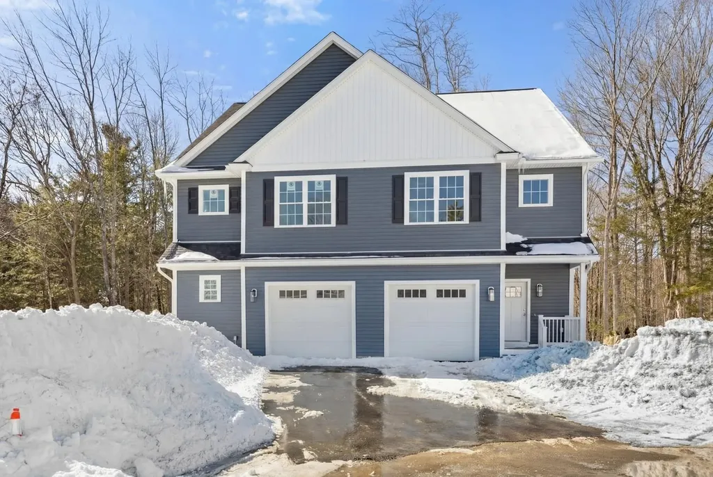 16 Porch Light Drive Dover NH 03820