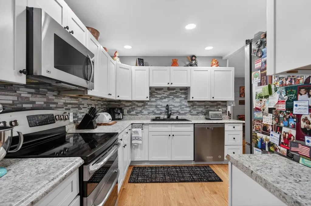 28 Pearson Road Merrimack NH 03054