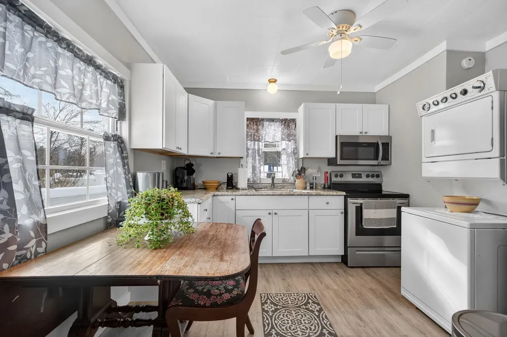 28 Pearson Road Merrimack NH 03054