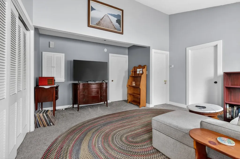 28 Pearson Road Merrimack NH 03054