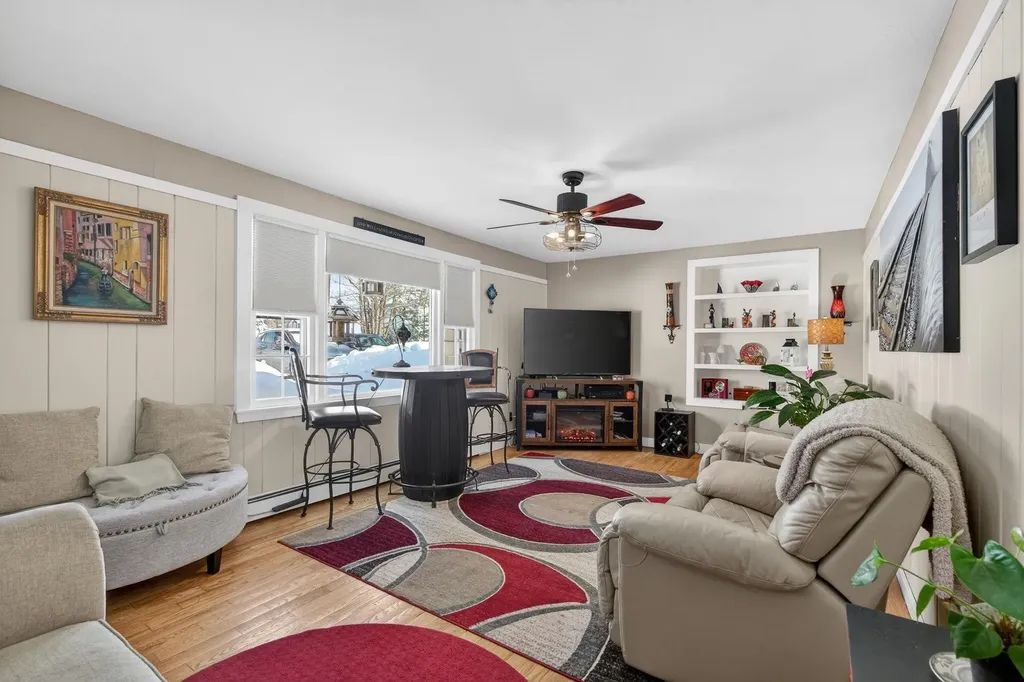 28 Pearson Road Merrimack NH 03054