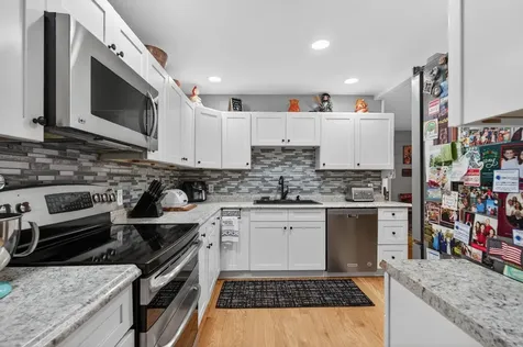 28 Pearson Road Merrimack NH 03054