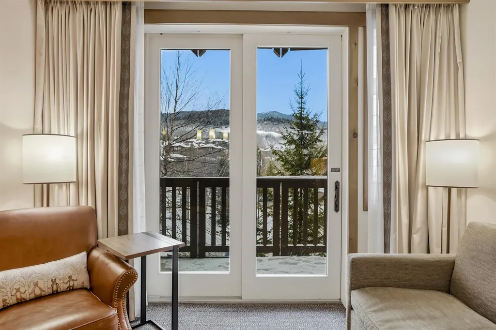 7412 Mountain Road Stowe VT 05672