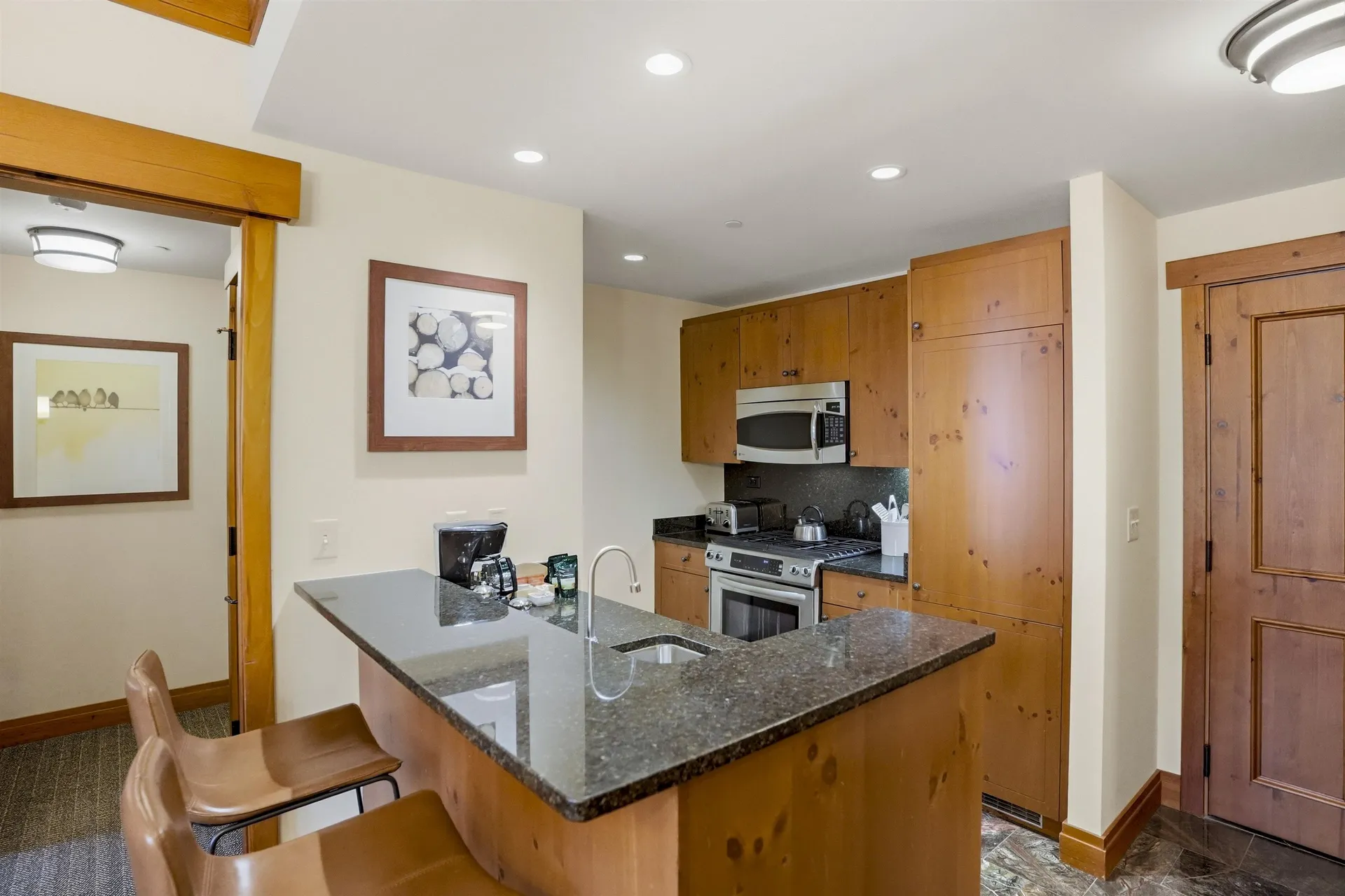 7412 Mountain Road Stowe VT 05672