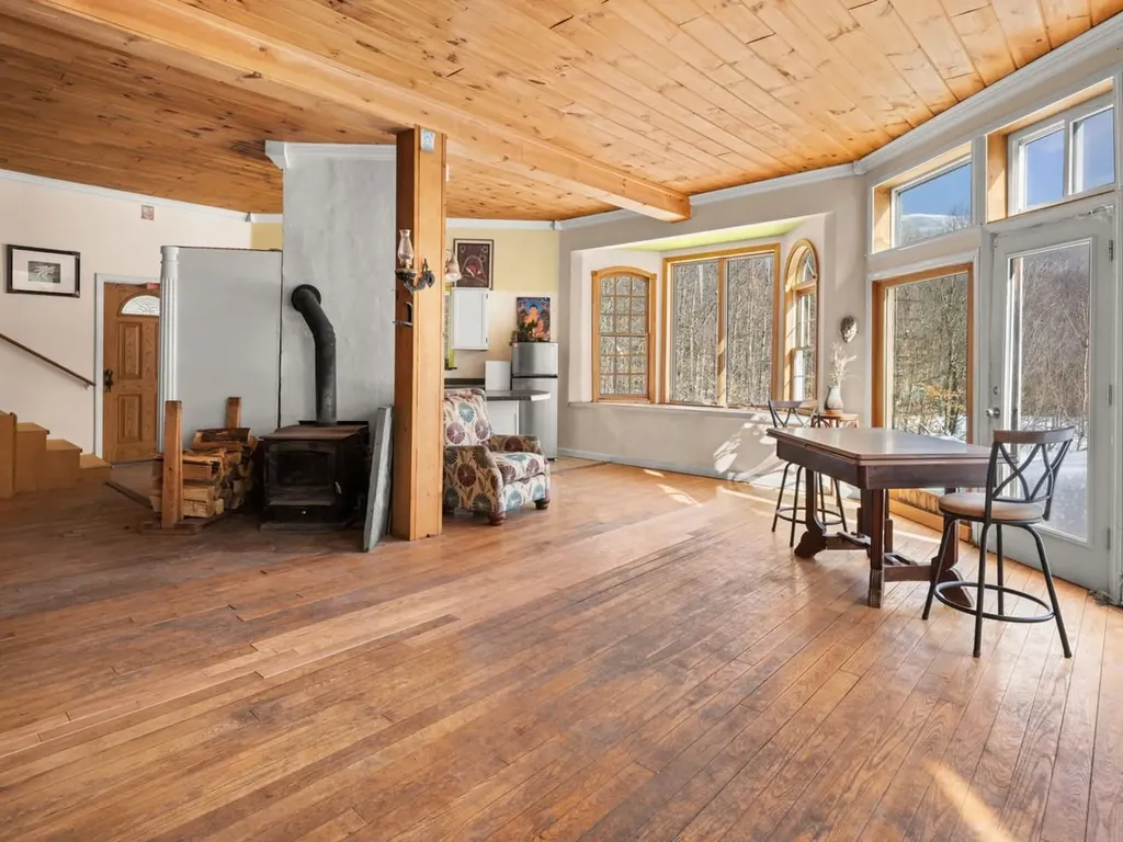 298 Biddle Road Lincoln VT 05443
