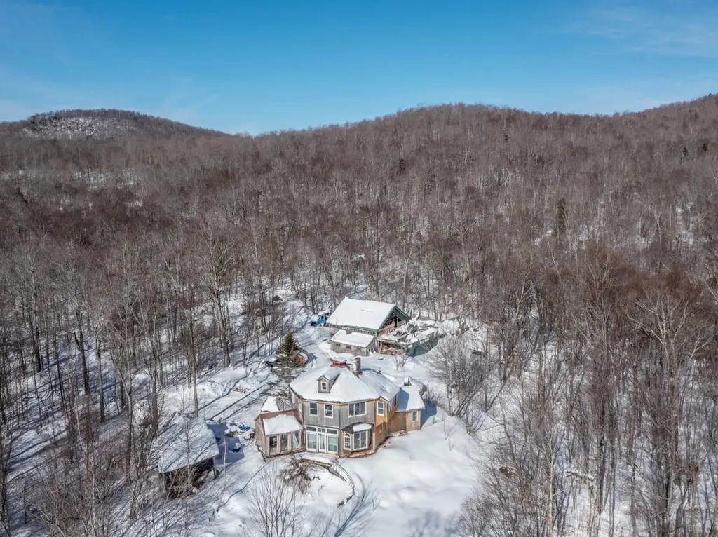 298 Biddle Road Lincoln VT 05443