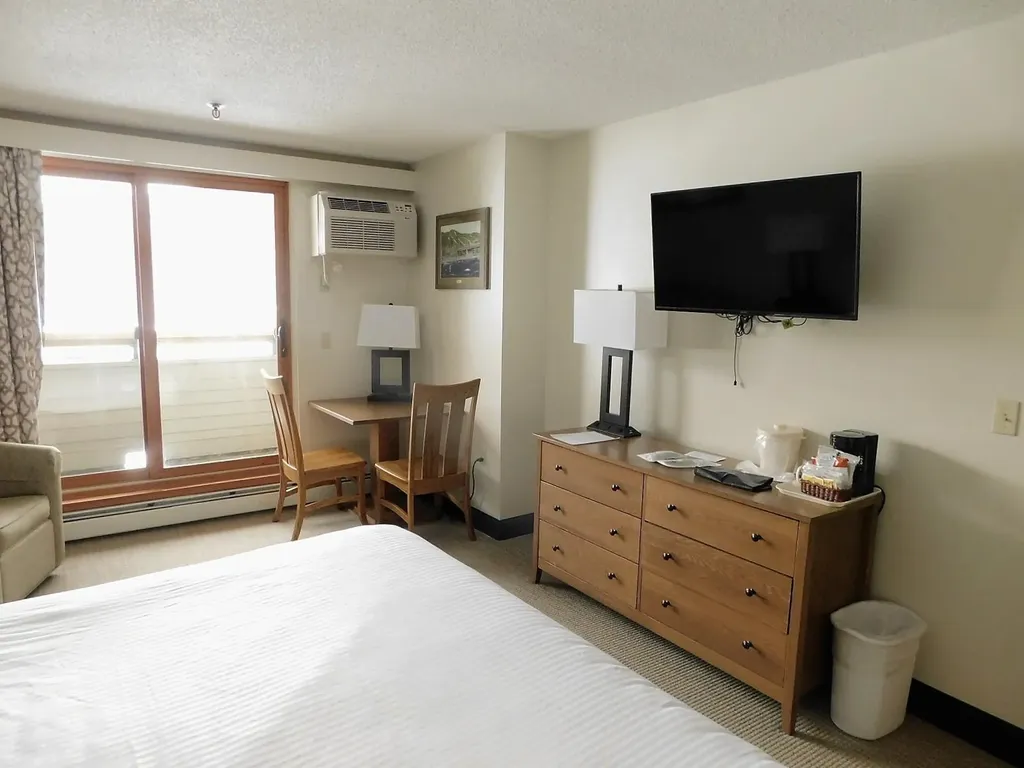 90 Loon Mountain Road Lincoln NH 03251