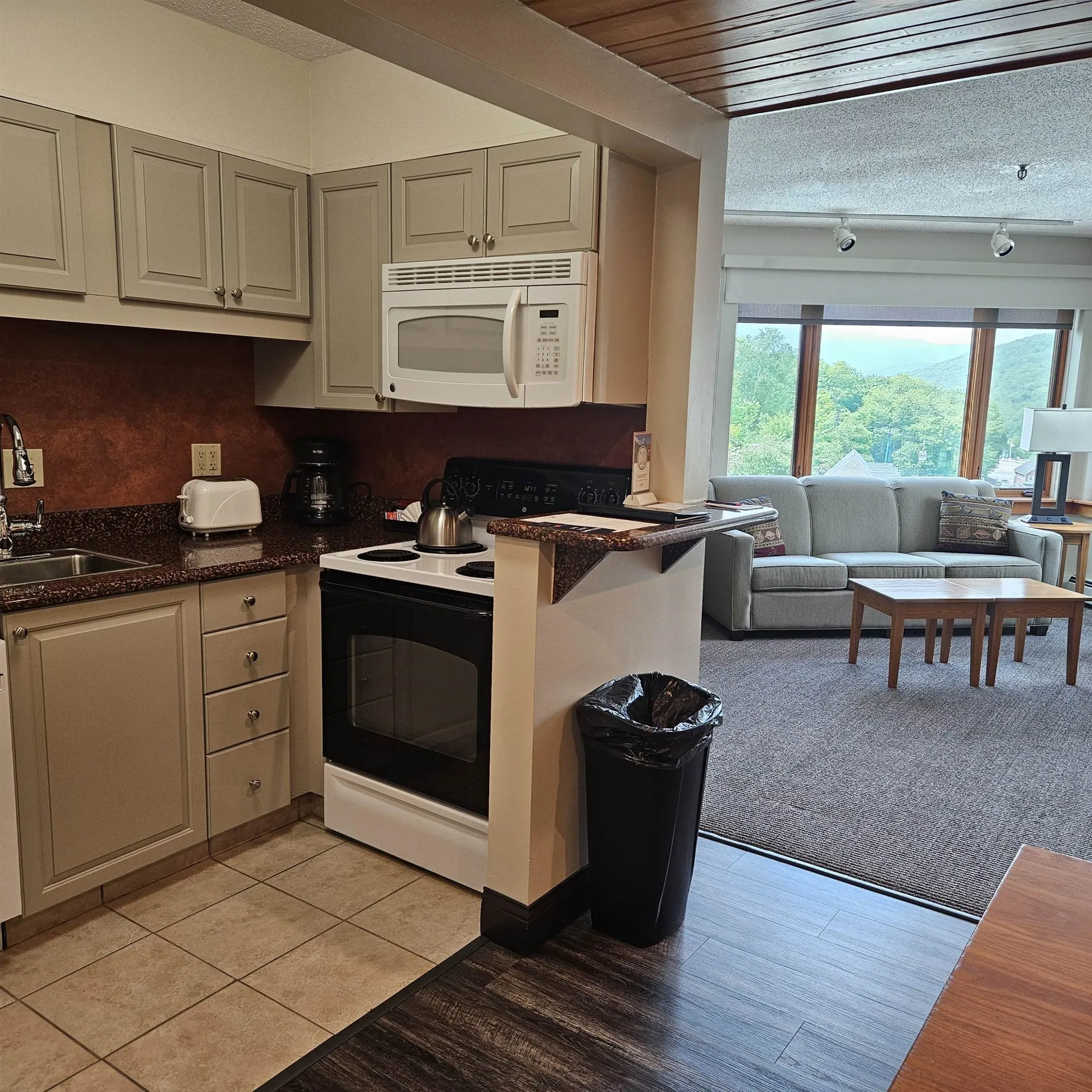 90 Loon Mountain Road Lincoln NH 03251