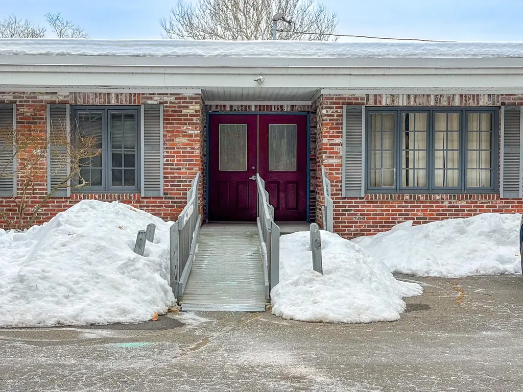 289 Main Street Salem NH 03079