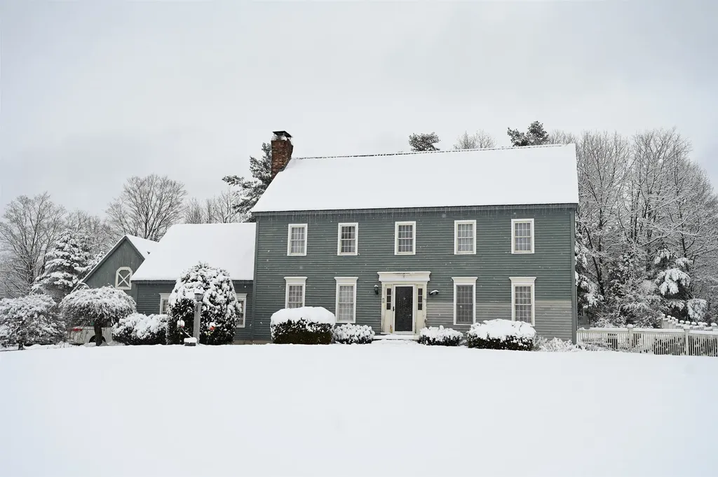 4 Westview Drive Derry NH 03038
