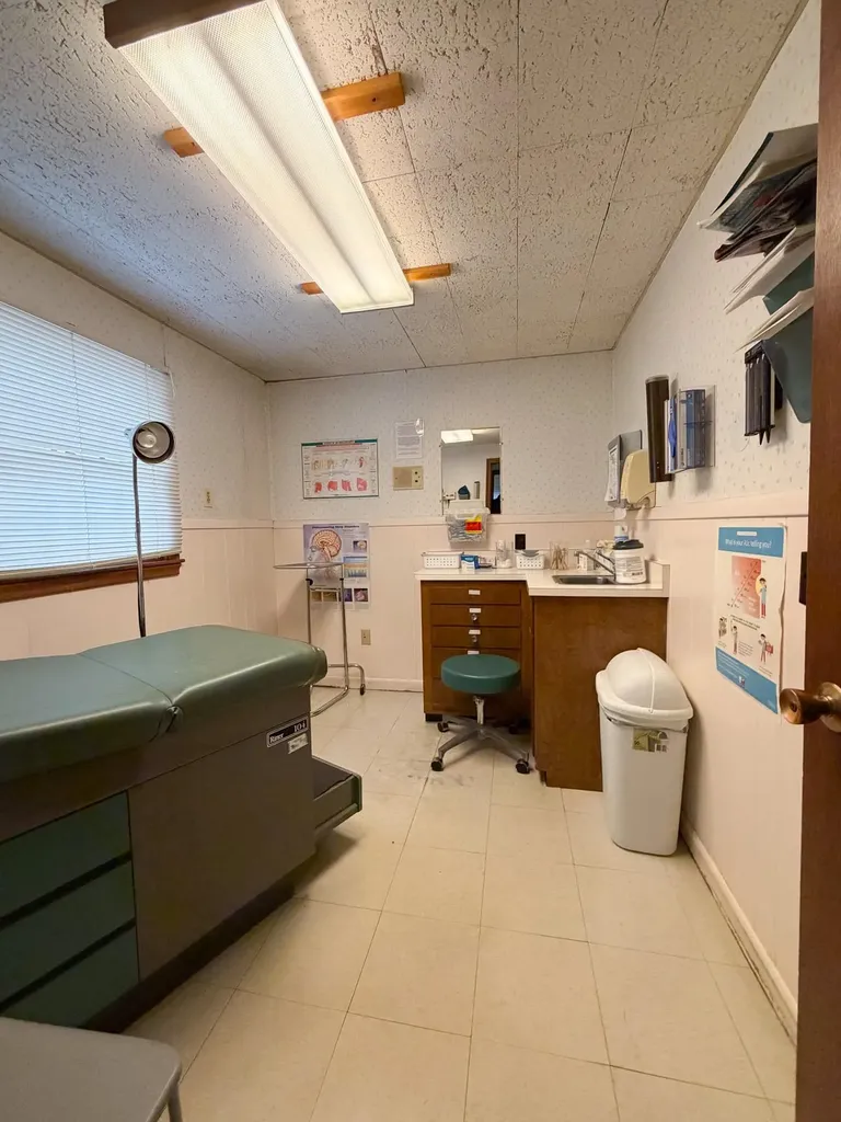 289 Main Street Salem NH 03079