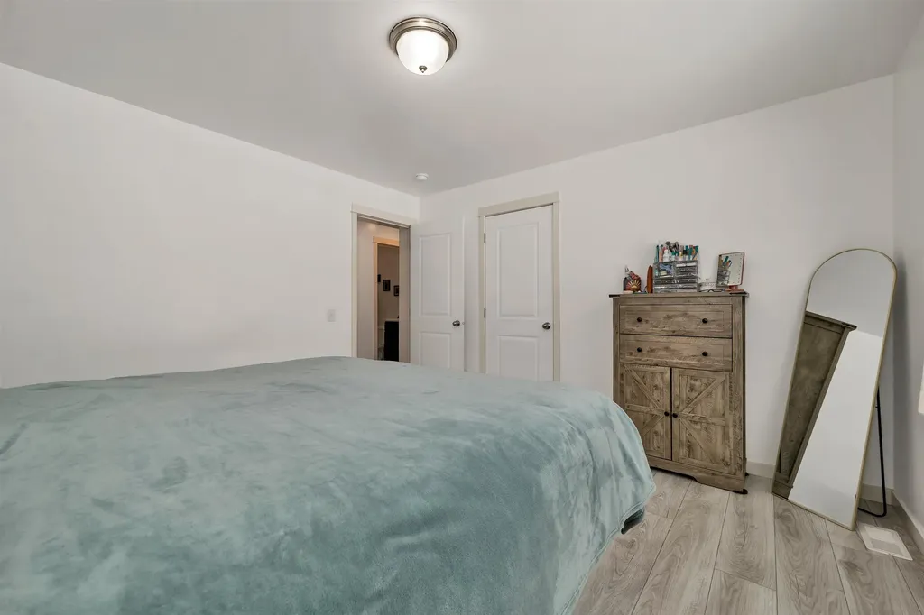 5 Granite Way Canaan NH 03741