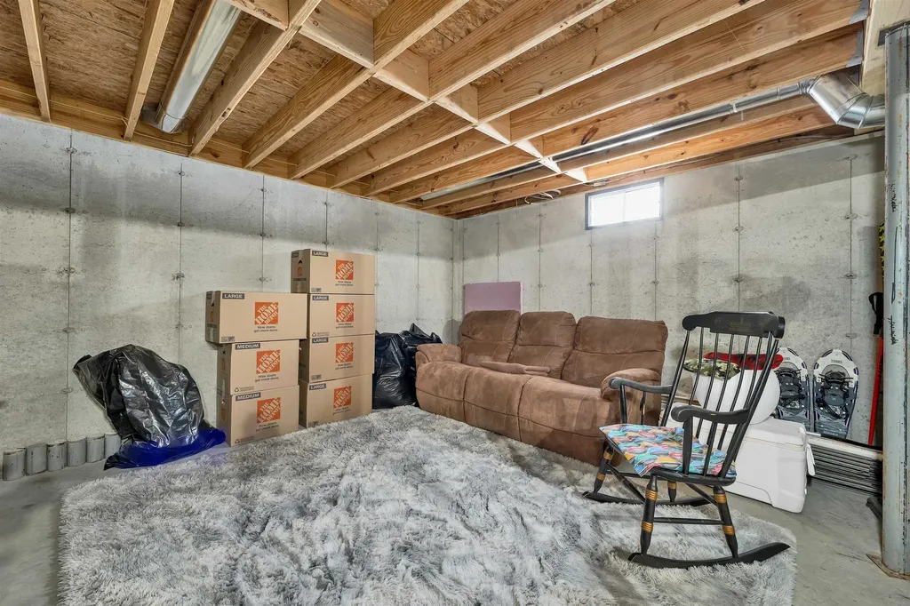 5 Granite Way Canaan NH 03741