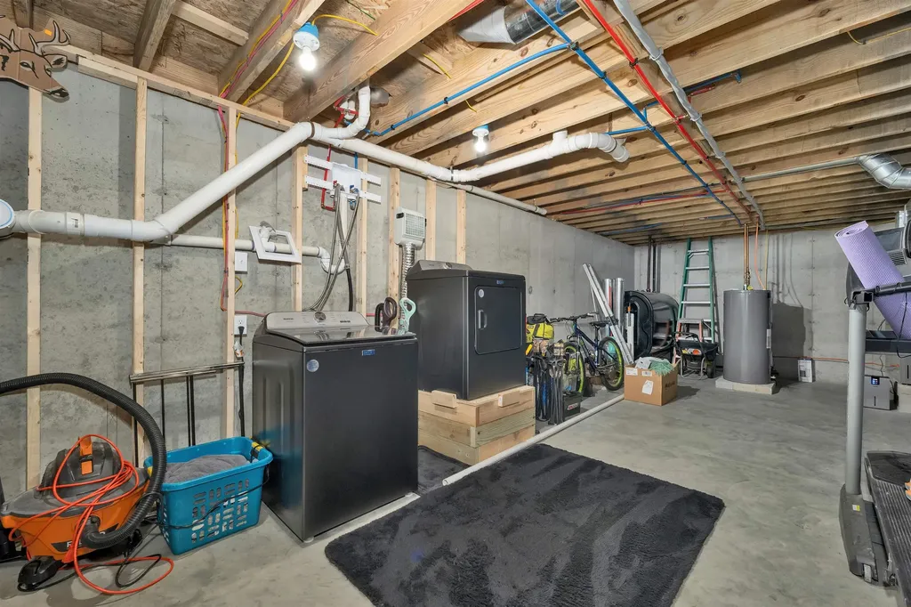 5 Granite Way Canaan NH 03741