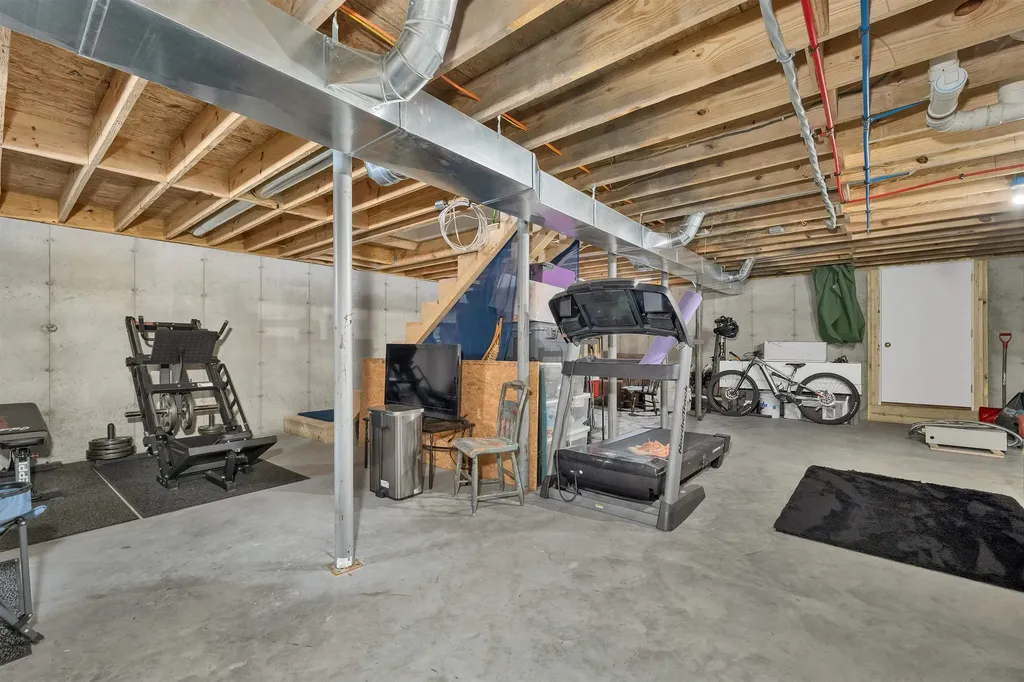 5 Granite Way Canaan NH 03741