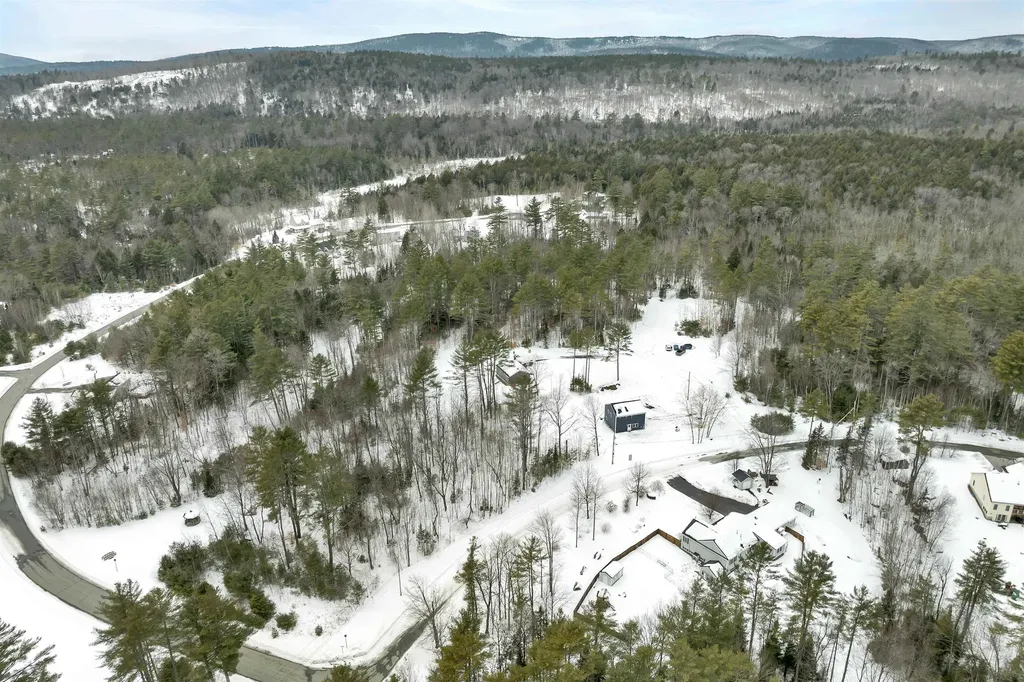 5 Granite Way Canaan NH 03741