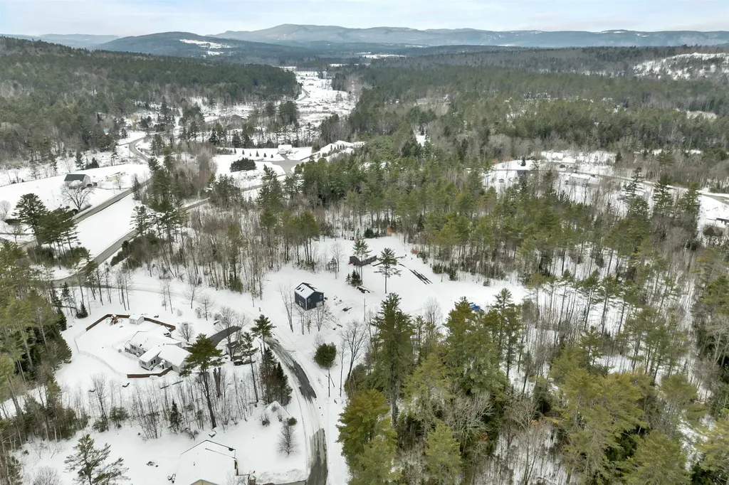 5 Granite Way Canaan NH 03741