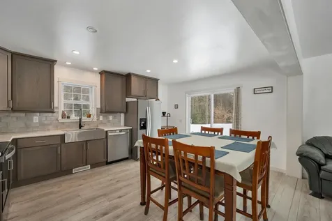 5 Granite Way Canaan NH 03741