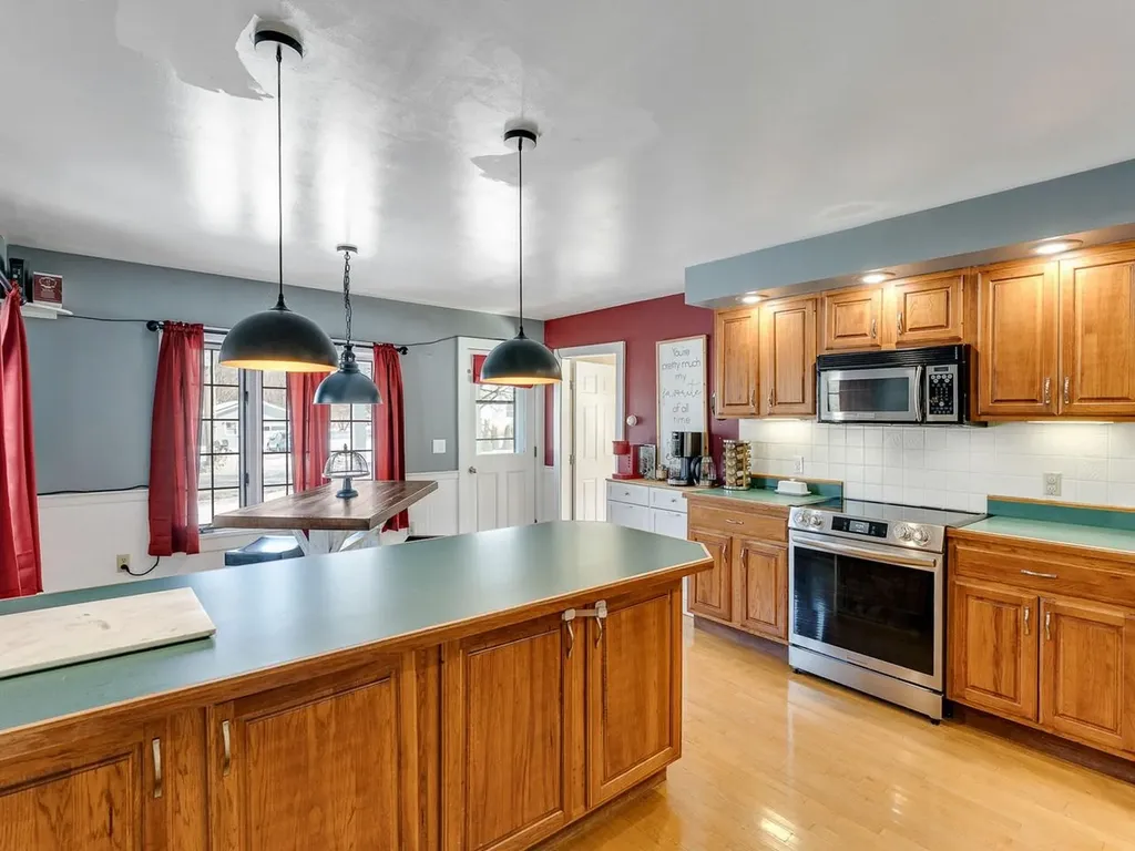 516 Fairfax Street St. Albans Town VT 05481