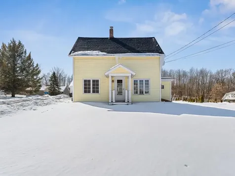 516 Fairfax Street St. Albans Town VT 05481