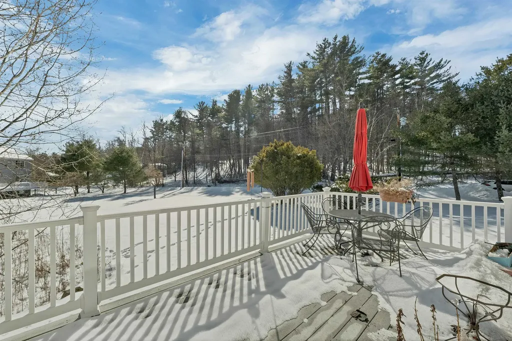 1 Ian's Way Wolfeboro NH 03894