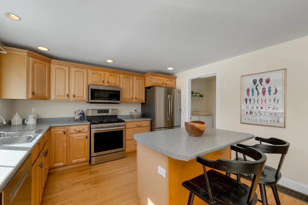 1 Ian's Way Wolfeboro NH 03894