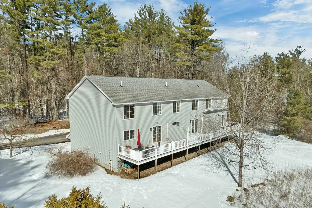 1 Ian's Way Wolfeboro NH 03894