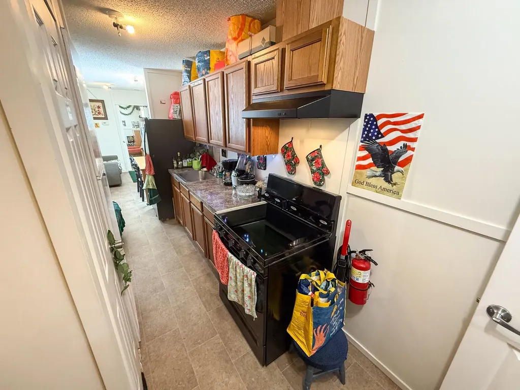 80 Whistlestop Way Bradford VT 05033