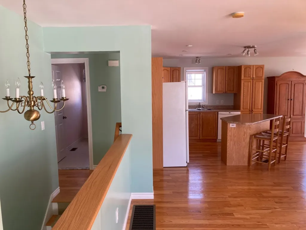 78 Pembroke Street Seabrook NH 03874