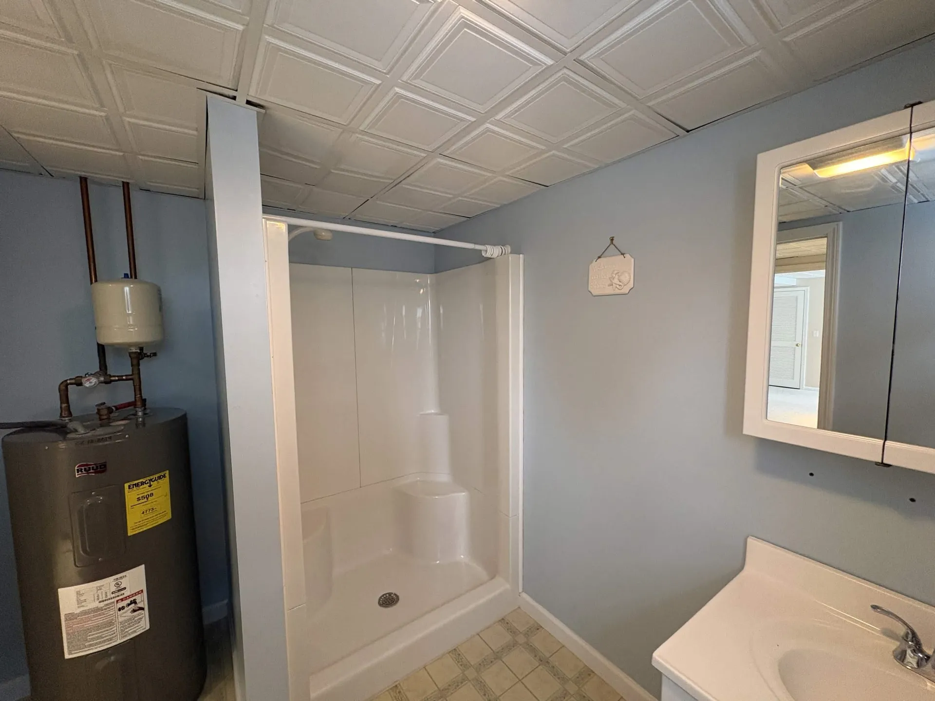 78 Pembroke Street Seabrook NH 03874