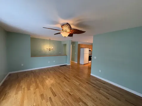 78 Pembroke Street Seabrook NH 03874