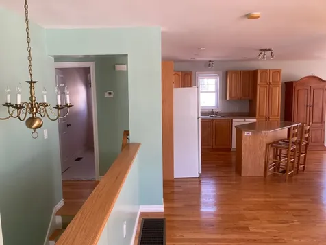 78 Pembroke Street Seabrook NH 03874