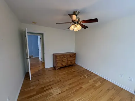 78 Pembroke Street Seabrook NH 03874