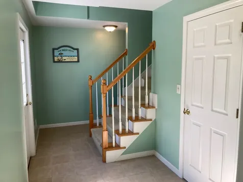 78 Pembroke Street Seabrook NH 03874