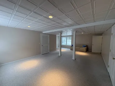 78 Pembroke Street Seabrook NH 03874