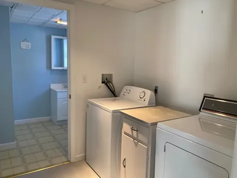 78 Pembroke Street Seabrook NH 03874