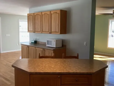 78 Pembroke Street Seabrook NH 03874