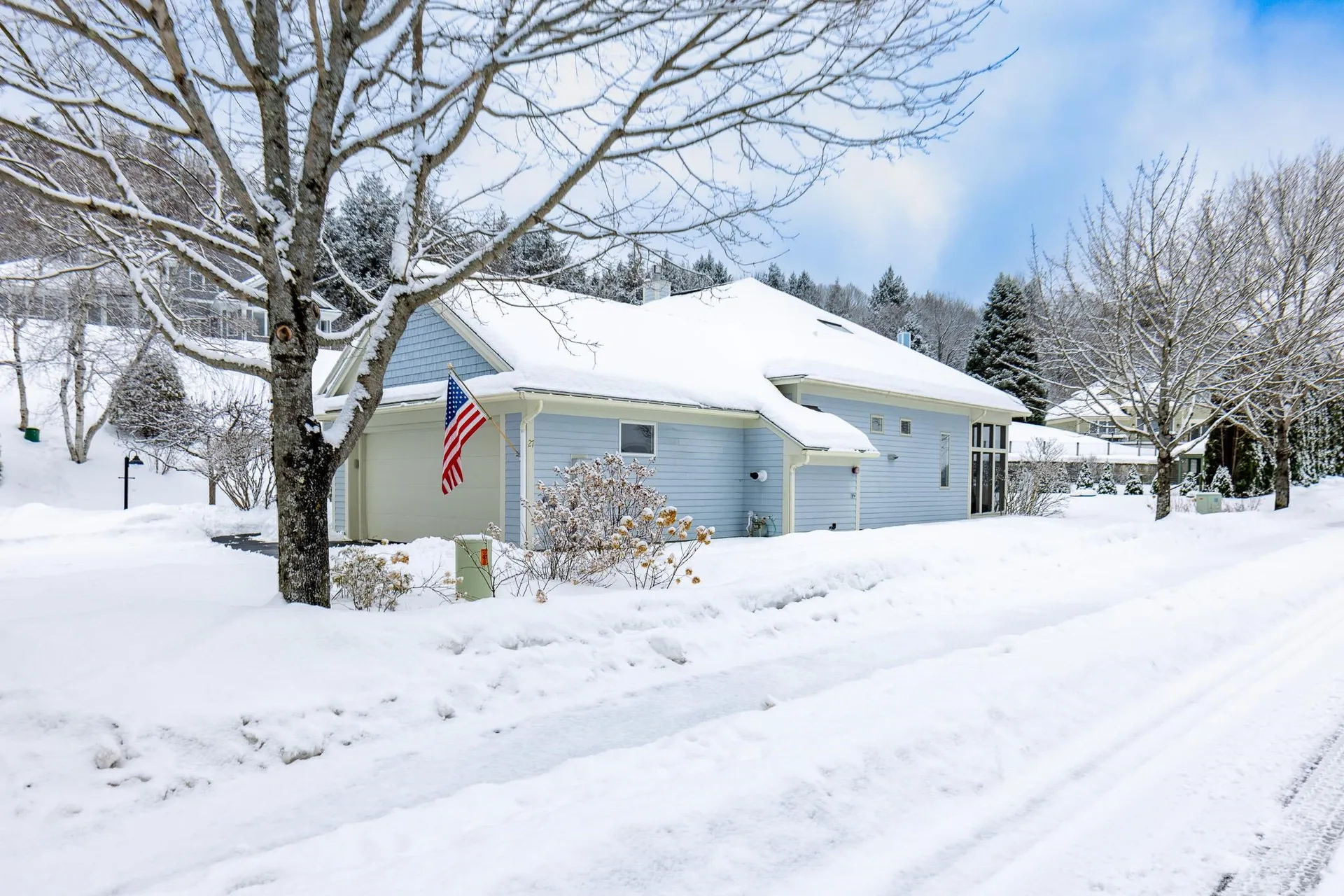27 Fountain Way Lebanon NH 03784